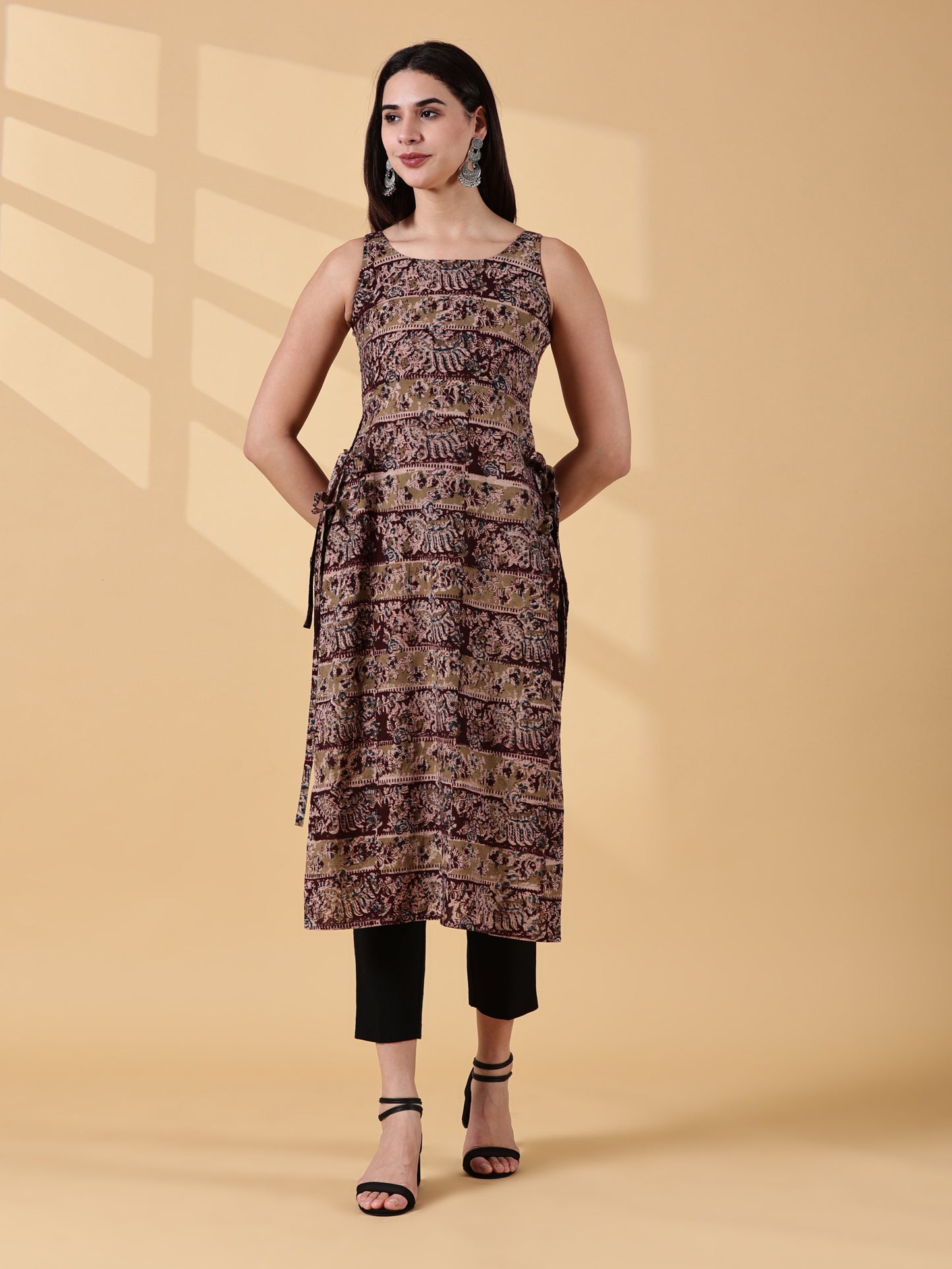 Pramiti Side Slit Kurta -Dark Brown Kalamkari