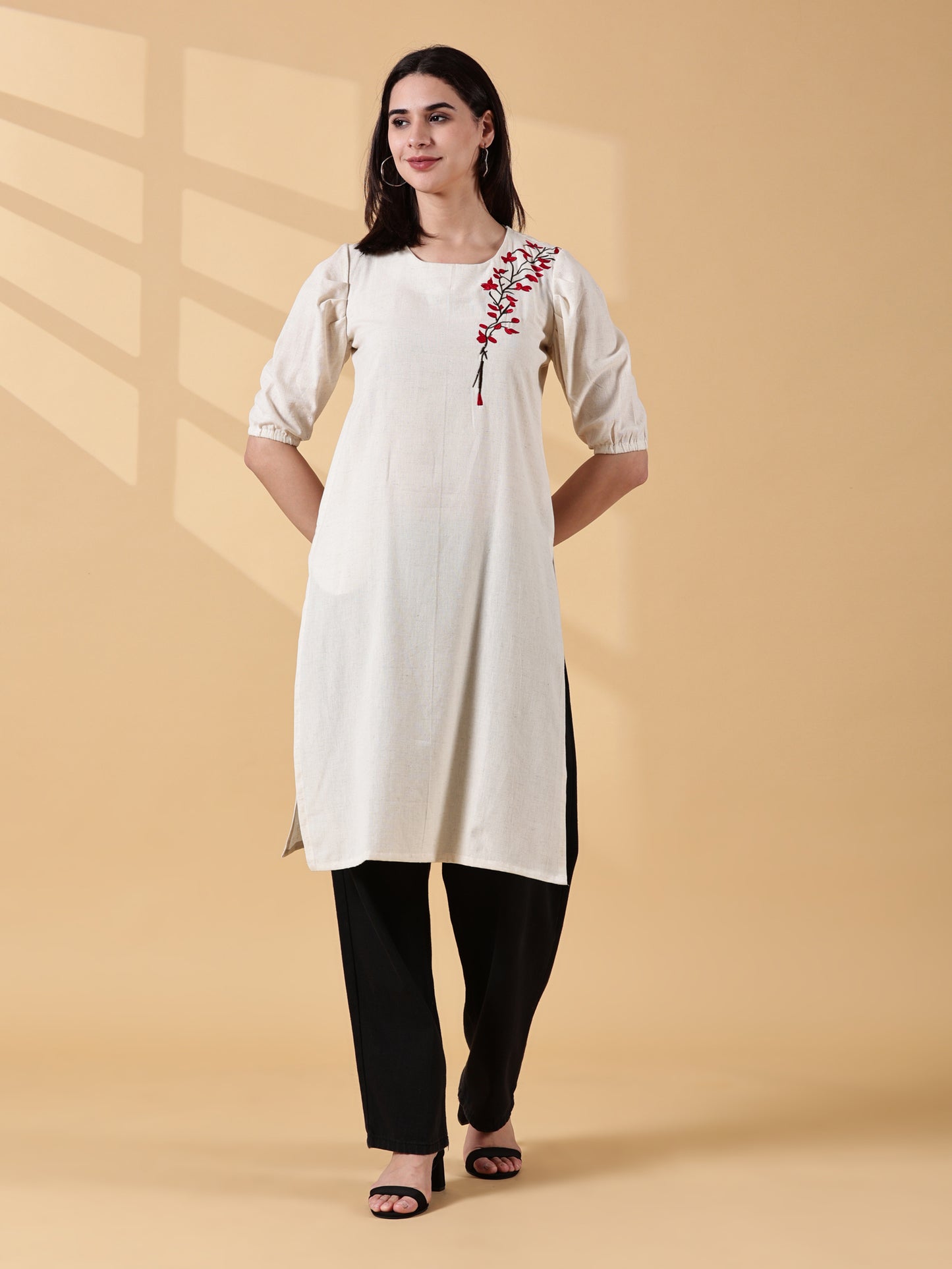 Indyvarna Anvi Cotton Embroidered Kurta- Ivory Bloom