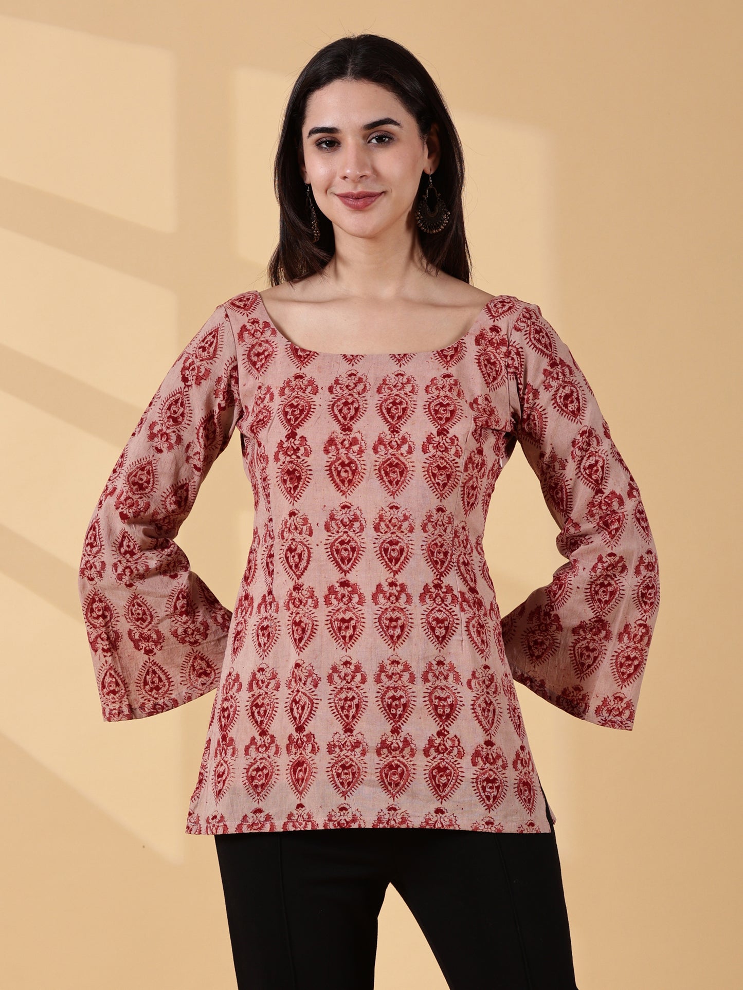 Indyvarna Disha Deep U-Back Cotton Kurti – Rose Red Kalamkari