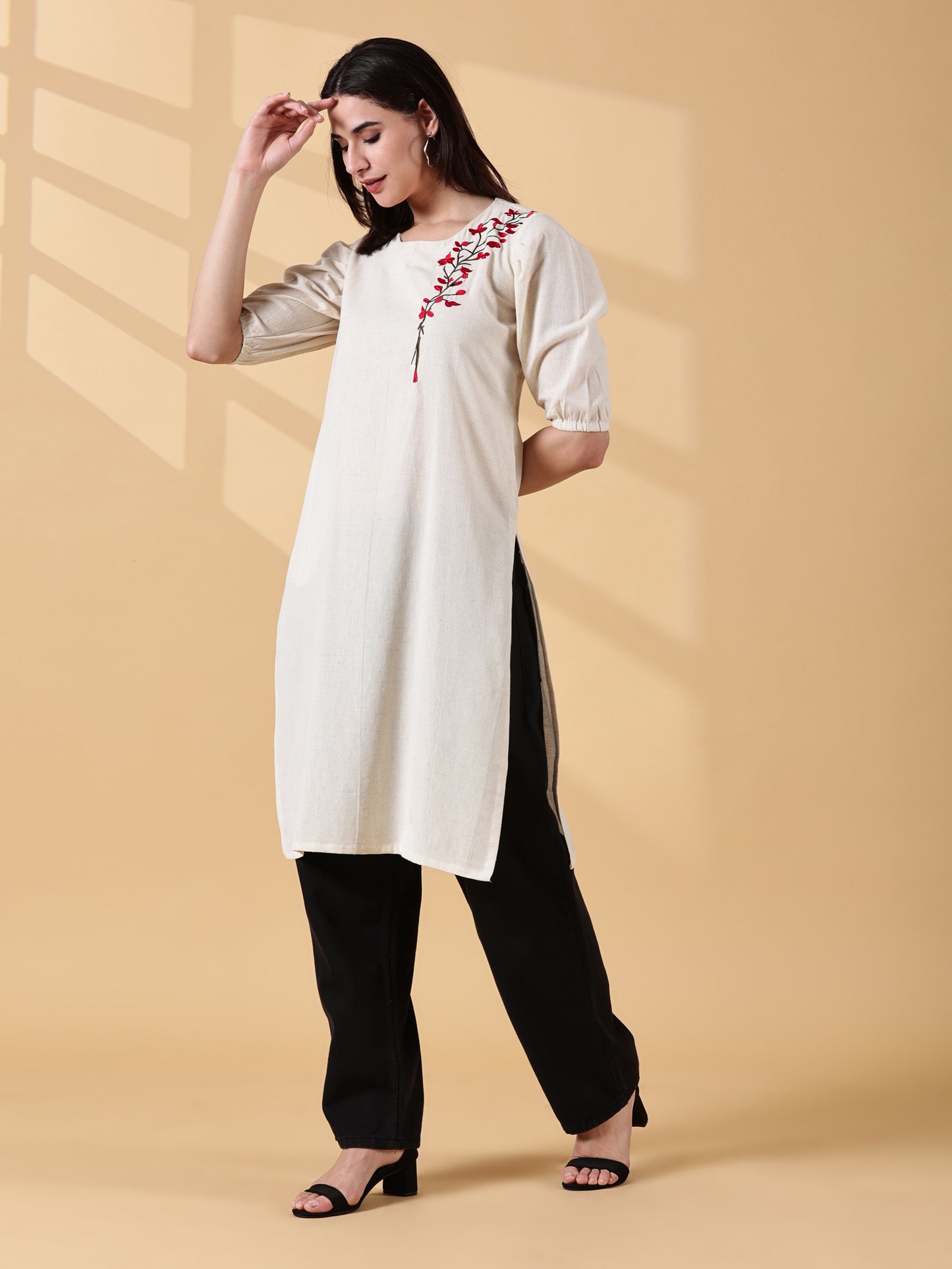 Indyvarna Anvi Cotton Embroidered Kurta- Ivory Bloom