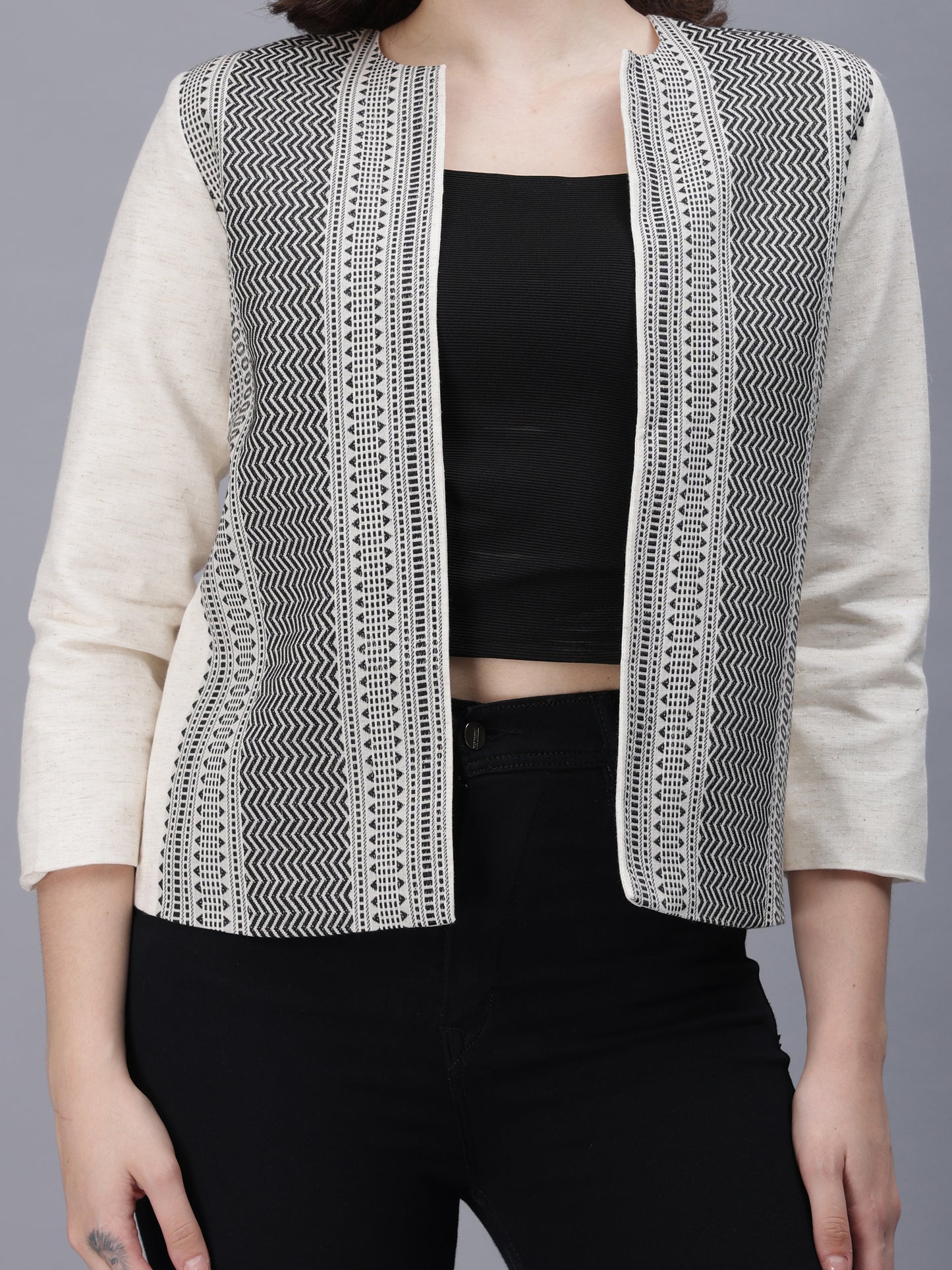 Open Front Blazer-Black & White -Effortless Power. Everyday Elegance.