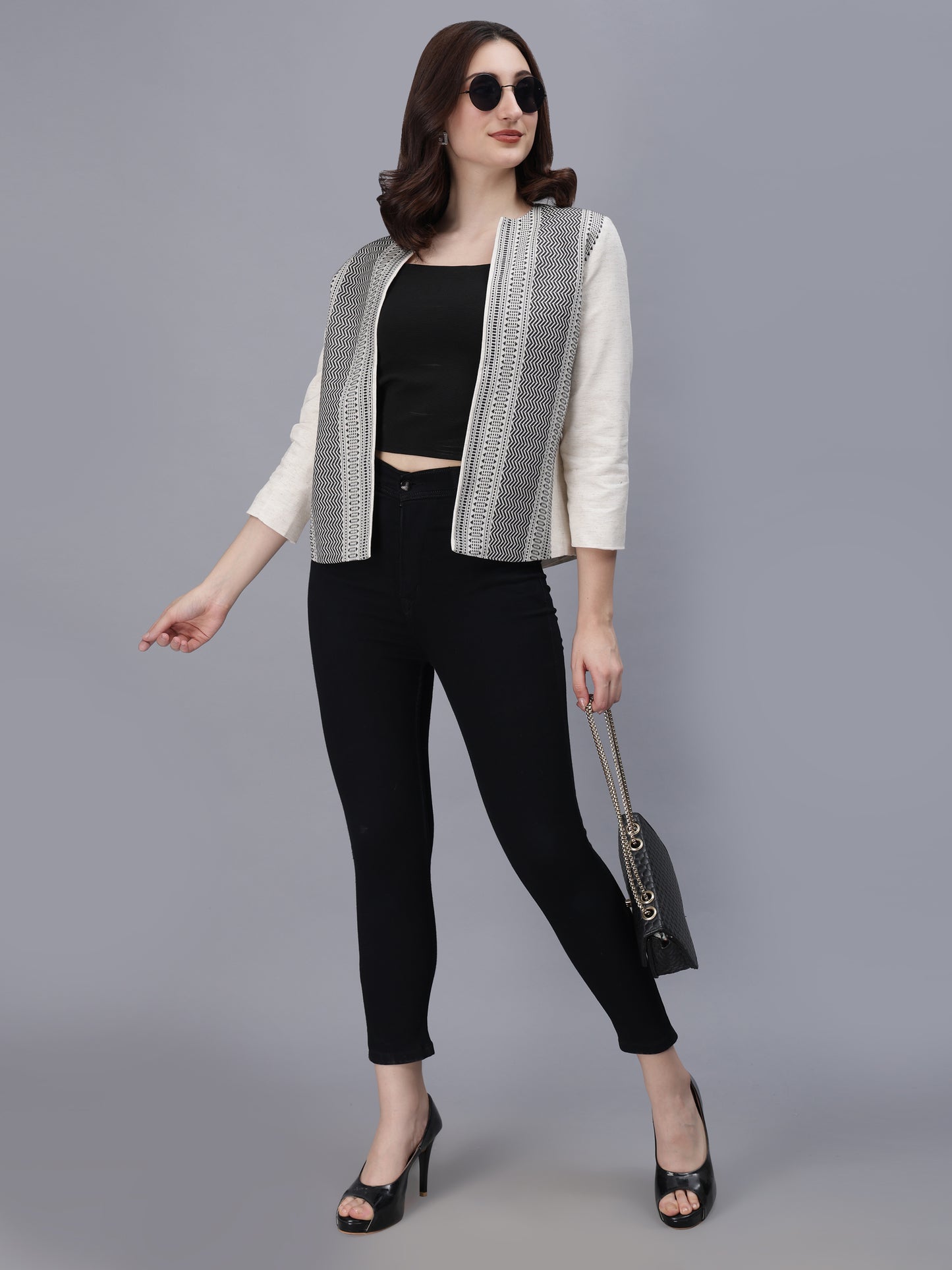 Open Front Blazer-Black & White -Effortless Power. Everyday Elegance.