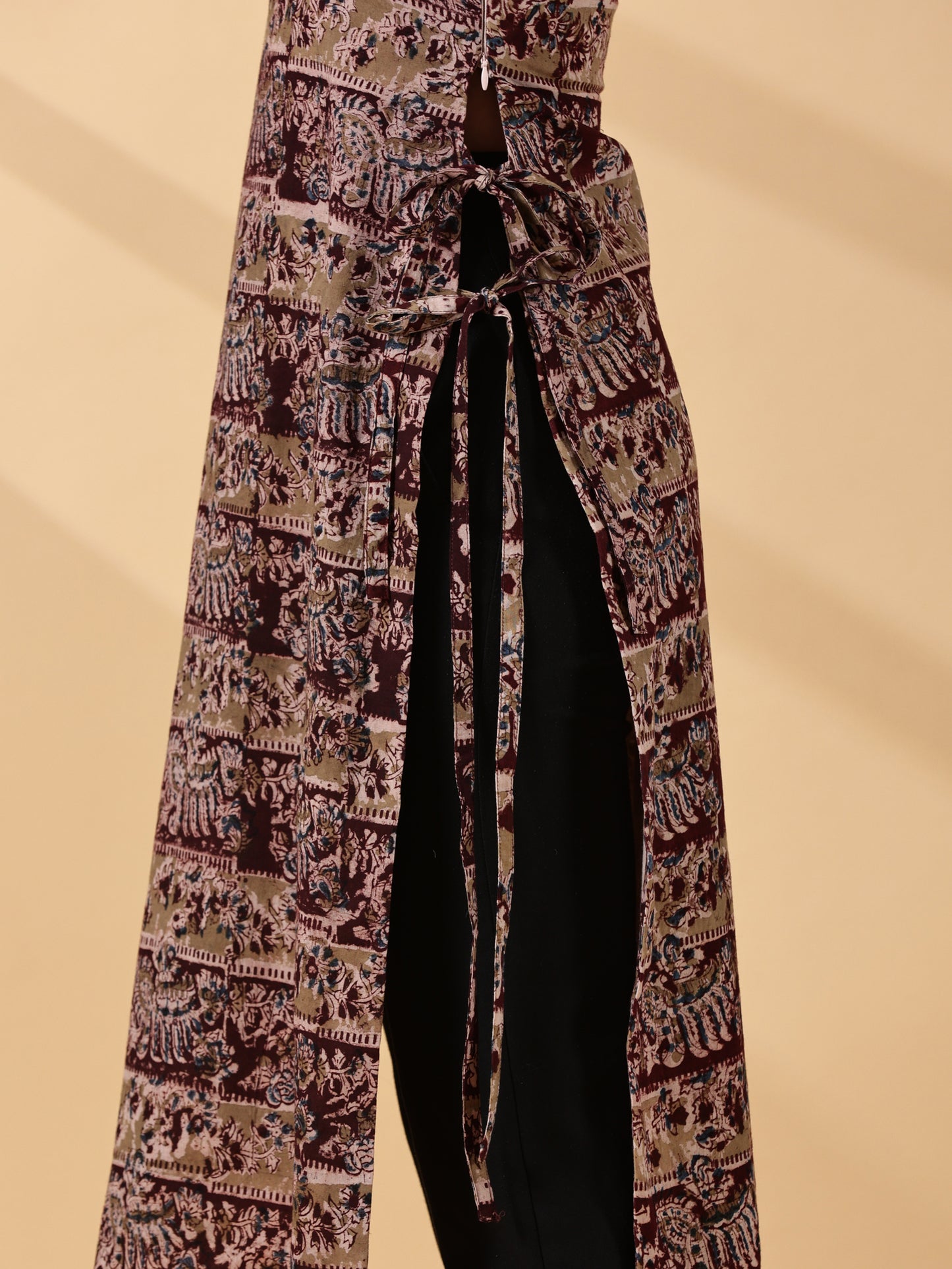 Pramiti Side Slit Kurta -Dark Brown Kalamkari