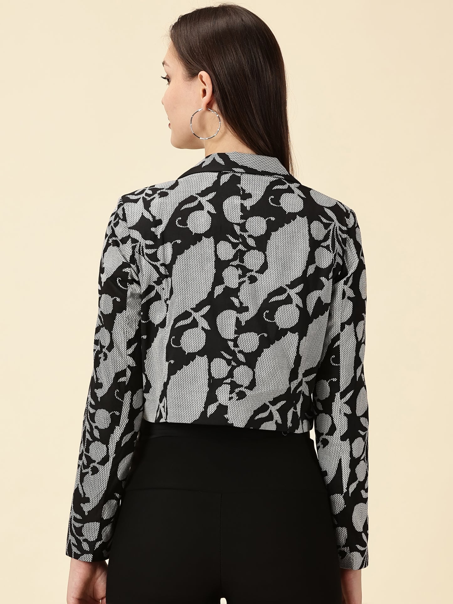 Crop Blazer-Black with White