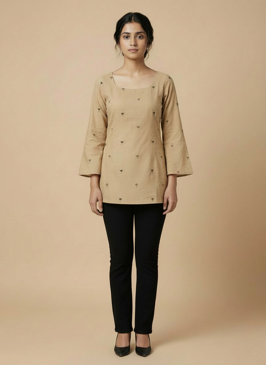 Indyvarna DISHA Deep U-Back Cotton Kurti – Beige Beauty in Handwoven