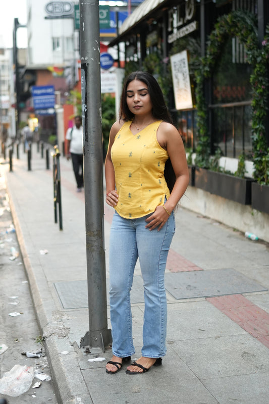 HALTER NECK TOP