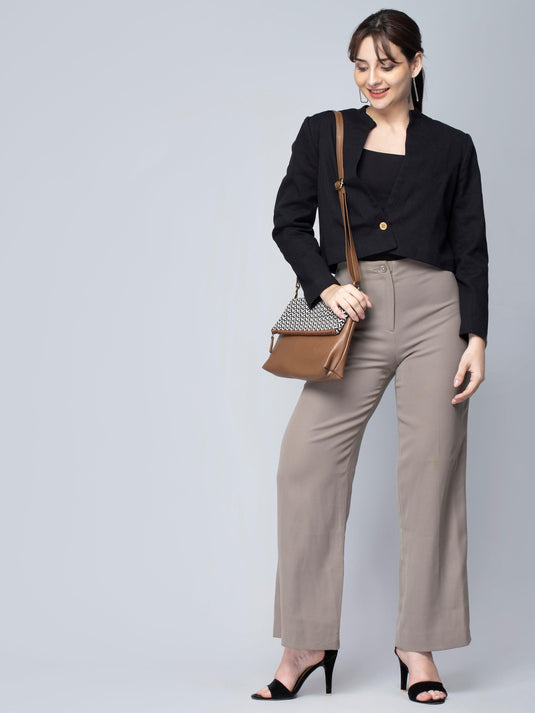 Black Crop Blazer: Casual Sophistication with a Modern Twist