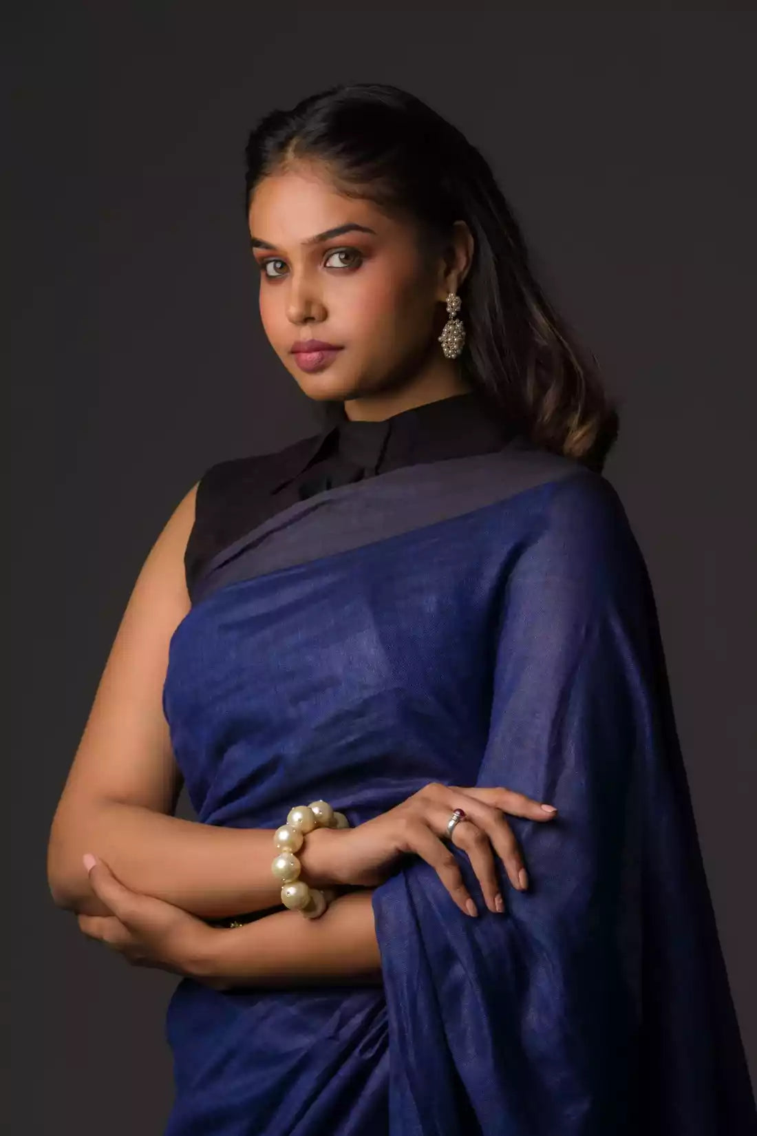 An  image of woman in Pure Linen Saree in Dual Shades of Green, womens workwear , womens workwear 