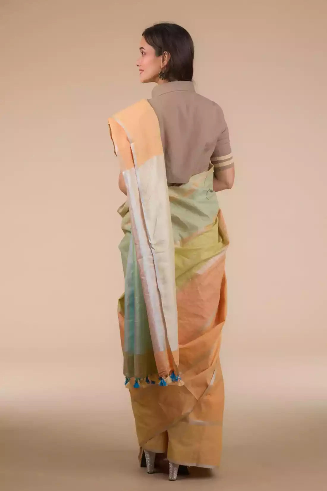 This is the  view from back of Multicolor Horizontal stripes Casual in Cotton Saree, formal office wear for women